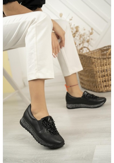 Nesil Shoes Sdf 332 Siyah Cilt Taşlı Kadın Ayakkabı Siyah