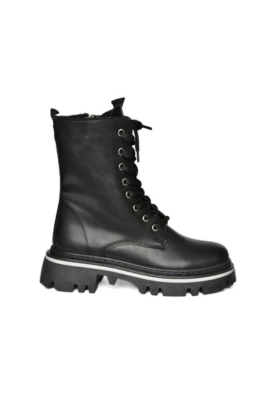 Fox Shoes R524802209 Siyah Bağcıklı Kadın Postal Bot Siyah
