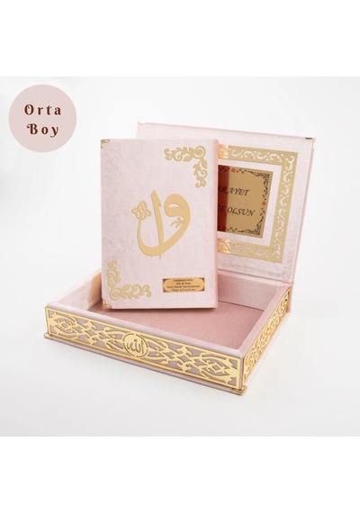 Raşel Kutulu Hediyelik Kuran-ı Kerim Orta Boy, Bebe Pembe, Elif-vav Gold Pleksi