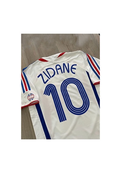 Fransa 2006 Dünya Kupası Zinedine Zidane Deplasman Forması Beyaz Çok Renkli