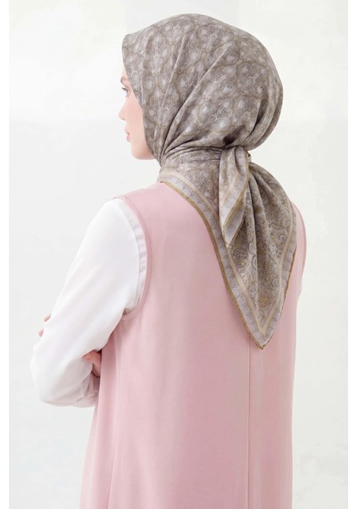 Silk Home Soft Eşarp Rûmi Yağ Yeşili 90x90 Çok Renkli