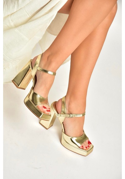 Fox Shoes Y246055009 Altın Kalın Platform Topuklu Abiye Ayakkabı Altın