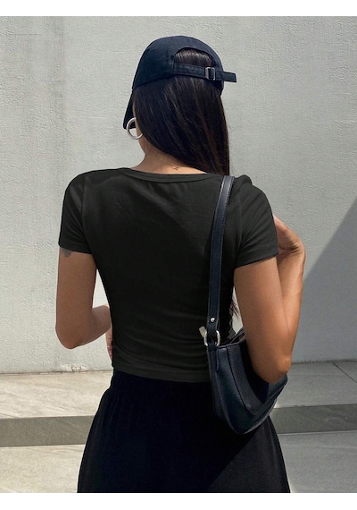 Liona U Yaka Siyah Renk Fitilli Kısa Kollu Slim Fit Crop Top Bluz Siyah