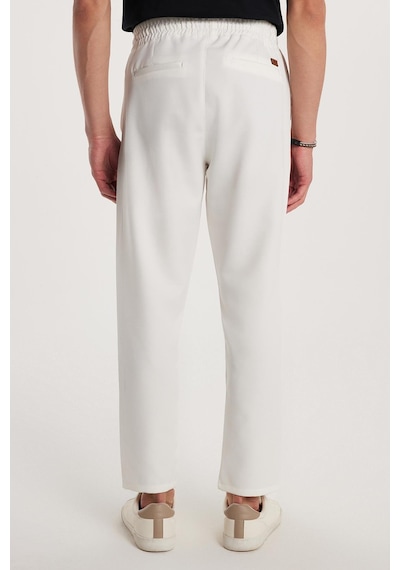 Tudors Erkek Beli Lastikli Bağcıklı Jogger Beyaz Pantolon Rahat Kesim Yan Cepli-33181 Beyaz Tudors Erkek Beli Lastikli Bağcıklı Jogger Beyaz Pantolon Rahat Kesim Yan Cepli-33181 Beyaz