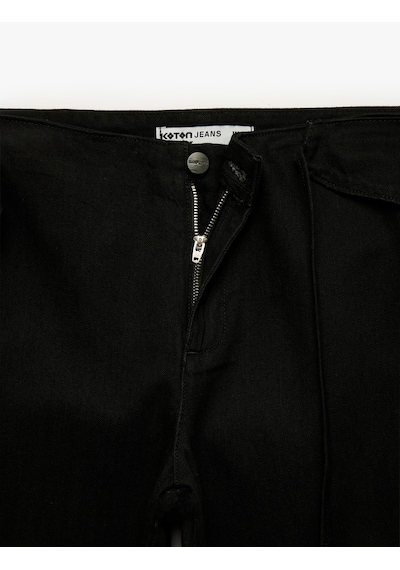 Koton Normal Bel Fermuarlı Cepli Bol Kalıp Denim Pantolon - Loose Straight Fit Jean Siyah 7wal40229md Koton Normal Bel Fermuarlı Cepli Bol Kalıp Denim Pantolon - Loose Straight Fit Jean Siyah 7wal40229md