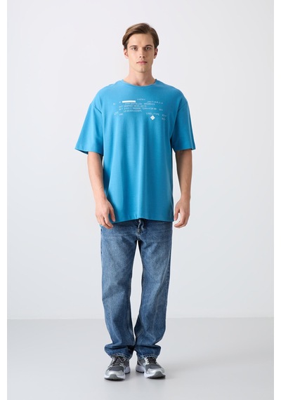 Tommy Life Petrol Mavi Pamuklu Kalın Yumuşak Dokulu Oversize Fit Baskılı Erkek T-shirt - 88326 Petrol Mavi Tommy Life Petrol Mavi Pamuklu Kalın Yumuşak Dokulu Oversize Fit Baskılı Erkek T-shirt - 88326 Petrol Mavi