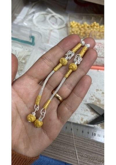Klasik Model Kazaziye Yaldız Gümüş Kombin Tekli Püskül