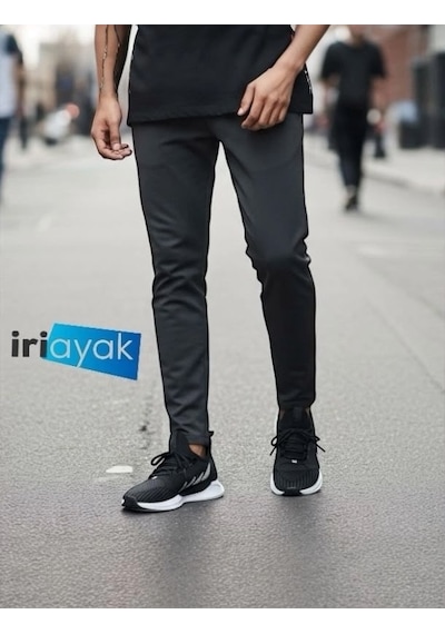 İriayak Büyük Numara 46-48 / Erkek Rahat Kalıp / Erkek Spor Günlük Kullanıma Uygun Siyah - Beyaz