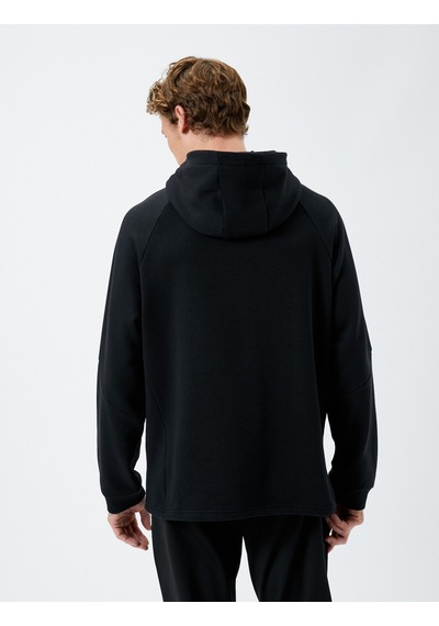Koton Kapüşonlu Yarım Fermuarlı Spor Sweatshirt Kanguru Cepli Siyah 4wam70004nk Siyah