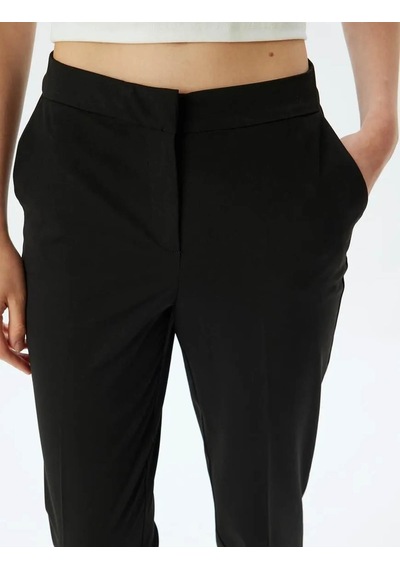 Koton Kadın Kumaş Pantolon Siyah 5wak40031uw 25ky59001682 Y5901 Siyah