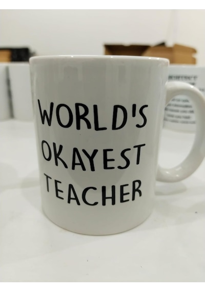 World's Okayest Teacher Kupa - Komik Öğretmen Seramik Bardak Öğretmenler Günü Hediyesi 325ml Beyaz - Çok Renkli World's Okayest Teacher Kupa - Komik Öğretmen Seramik Bardak Öğretmenler Günü Hediyesi 325ml Beyaz - Çok Renkli
