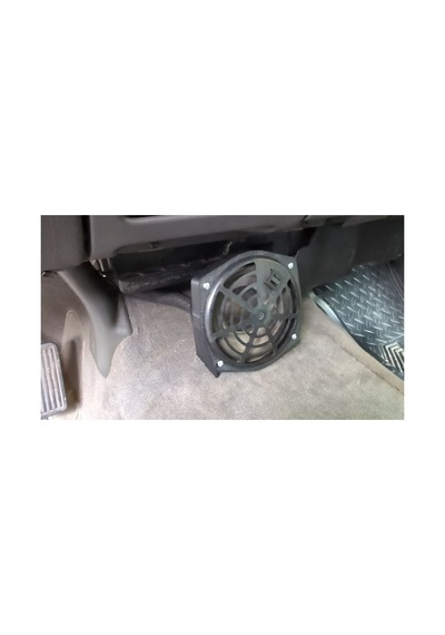 2004-2006 Chevrolet Avalanche Subwoofer Montaj Aparatı