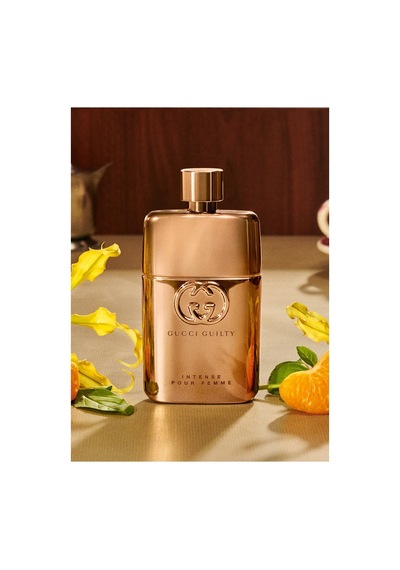 90 Ml Kadın Parfümü Amberli Ve Çiçeksi Koku Deneyimi Diğer