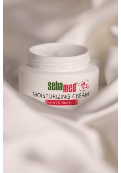 Sebamed %2 Vitamin E İçeren Nemlendirici Yüz ve Boyun Cilt Bakım Kremi – Günlük Bakım - 75 ML