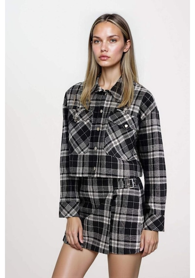 DeFacto Coool Oversize Geniş Kalıp Crop Cepli Kalın Flanel Uzun Kollu Ceket Gömlek D7914AX24AUBK27