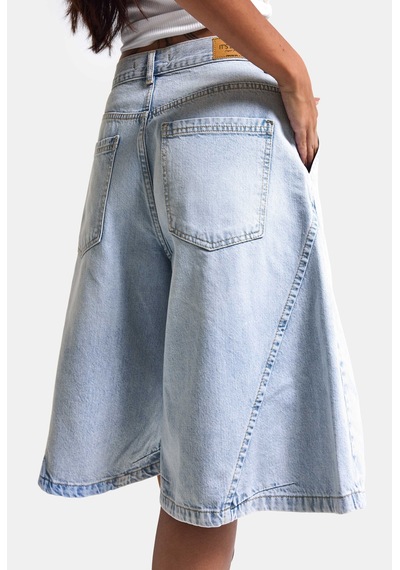 it's basic Kadın Kot Rengi 4s6-3 Süper Baggy Fit Maxi Bermuda Tasarım Denim Jort Çok Renkli