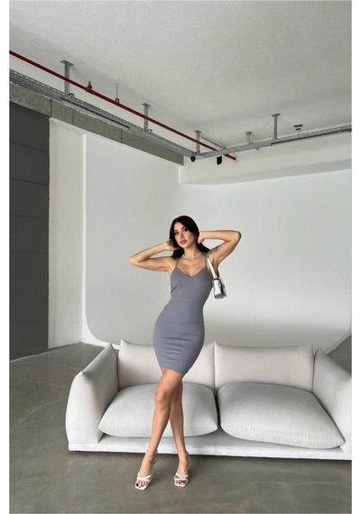 Kadın Trend Model Krep Kumaş V Yaka Kemerli Mini Askılı Elbise Gri