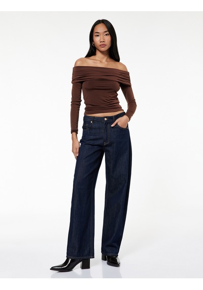 Koton Slim Fit Uzun Kollu Drapeli Omzu Açık Tişört Kahverengi 6wak80032ek Kahve