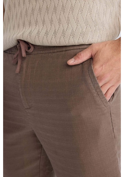 DeFacto %100 Pamuk Yazlık Jogger Pantolon Regular Fit Normal Kesim Keten Görünümlü Düz Paça Cepli B4138AX25SPKH487