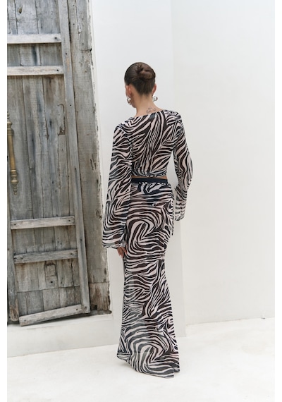 Mai Collection Mai Studios Co. Pnaisyonist Uzun Kol Siyah Crop Etek Takım Siyah Mai Collection Mai Studios Co. Pnaisyonist Uzun Kol Siyah Crop Etek Takım Siyah