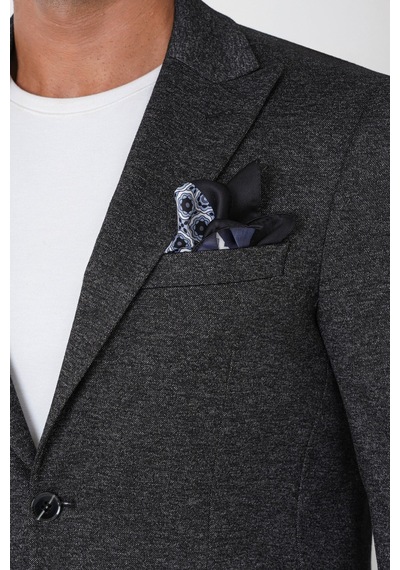Slim Fit Sivri Yaka Çift Yırtmaçlı Esnek Yünlü Siyah Ceket C 746