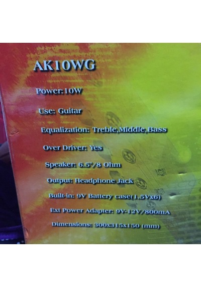 Sound Kink Ak10 Pil ve Elektrikle Çalışabilen Bas ve Gitar Amfisi