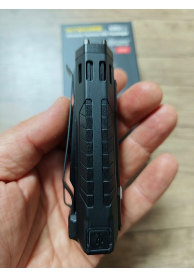 Nıtecore Edc37 Edc Fener 8000 Lümen Siyah