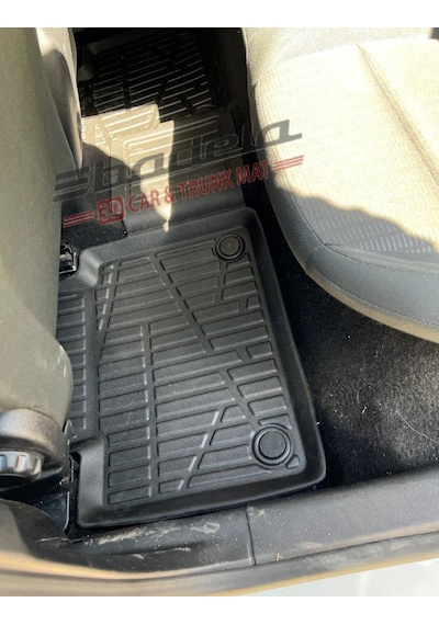 Ford Focus 5 Sedan 2024-2025 3d Kauçuk Kokusuz Havuzlu Paspas