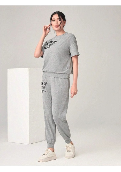 The Stars Ribana 2li T-shirt Eşofman Altı Jogger Gri Alt Üst Eşofman Takım Oversize Bisiklet Yaka Gri The Stars Ribana 2li T-shirt Eşofman Altı Jogger Gri Alt Üst Eşofman Takım Oversize Bisiklet Yaka Gri
