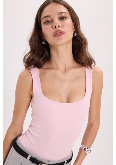 Tudors Kadın Slim Fit Dar Kesim Askılı Kare Yaka Sırtı Açık Sandy Kumaş Çıtçıtlı Pembe Body-51252