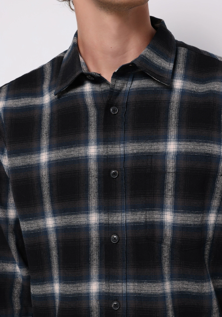Colin's Colins Regular Fit Shirt Neck Ekoseli Erkek Lacivert Uzun Kol Gömlek Cl1076515 Q1.v1 Nav Lacivert Colin's Colins Regular Fit Shirt Neck Ekoseli Erkek Lacivert Uzun Kol Gömlek Cl1076515 Q1.v1 Nav Lacivert
