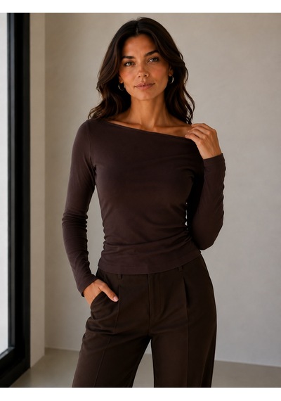 Sortie Collection Kayık Yaka Uzun Kollu Fit Bluz Kahverengi