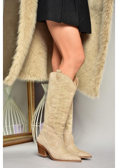 Fox Shoes T267765202 Bej Süet Kovboy Model Kadın Çizme Bej-süet Bej