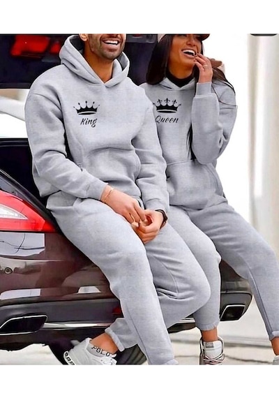 Hırsch Sevgili Kombini 2'li Baskılı Alt Üst Kapşonlu Eşofman Takımı Oversize Eşofman Boyfirend Gri Hırsch Sevgili Kombini 2'li Baskılı Alt Üst Kapşonlu Eşofman Takımı Oversize Eşofman Boyfirend Gri
