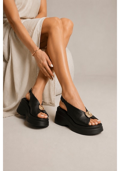 Selin Shoes Savine Kalın Topuk Gold Aksesuar Detay Yandan Lastikli Kadın Sandalet- Siyah