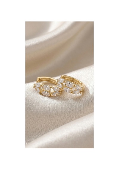 Xuping 14k Gold Rengi Kuyumcu İsçiligi Modern Tasarim Tas Detay Kararmaz Kadin Halka Küpe Krem - 903788081 Krem