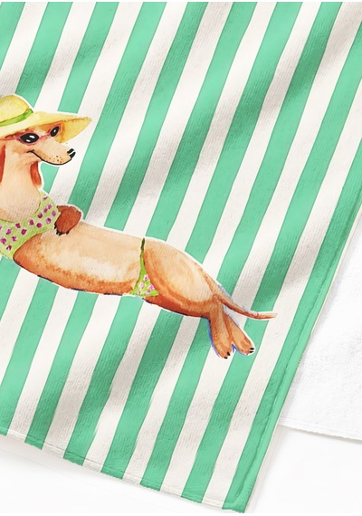 Çizgili Köpek Figürlü Çocuk Plaj Havlusu - Yeşil Beyaz Marine Sevimli Hızlı Kuruyan Mikrofiber Havlu Pastel Bahçe