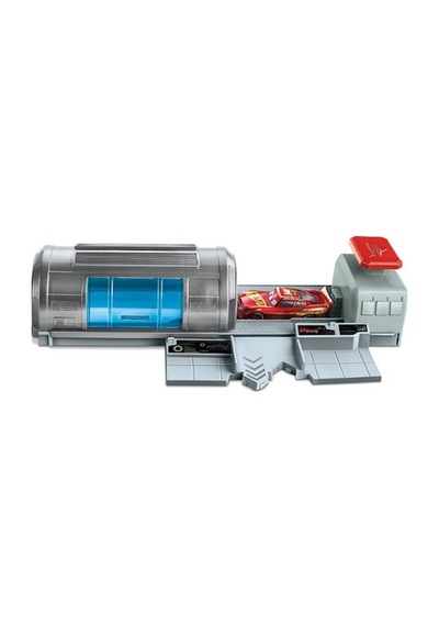 Cars 3 Dönüşebilen Rust-Eze Yarış Merkezi Film Sahneleri Ftb42