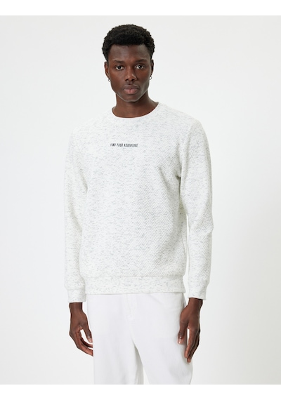 Koton Slogan İşlemeli Sweatshirt Dokulu Bisiklet Yaka Uzun Kollu Beyaz 5wam70031mk Beyaz