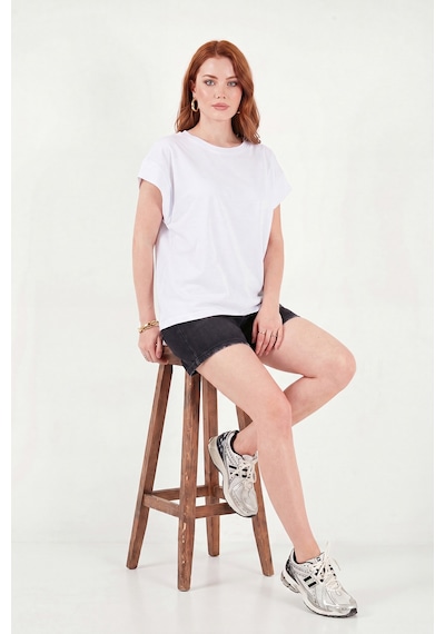 Lela Pamuklu Rahat Kalıp Bisiklet Yaka T Shirt Bayan T Shirt 5866955 Beyaz