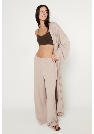 AC&Co / Altınyıldız Classics Kadın Bej Yumuşak Dokulu Rahat Standart Fit Şal Yaka Esnek Kimono