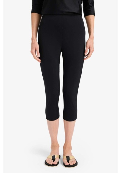 DeFacto Regular Fit 4'lü Hızlı Kuruyan Burkini Tesettür Basic Düz Mayo Takım E3513AX25HSBK81