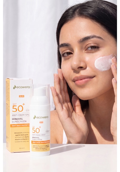 Ecowera Anti-Dark Spot SPF 50+ Leke Karşıtı ve Aydınlatıcı Mineral Güneş Kremi 50 ML