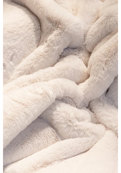 Apex Palma Krem Peluş Post Şekilli Halı Krem