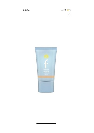 Sun Lovers Nemlendirici Etkili &amp Doğal Bitişli Renkli Güneş Koruyucu Spf50-006 Golden Beıge