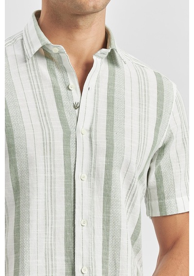 İmza Koyu Yeşil Kısa Kollu Çizgili Armürlü Pamuklu Casual Slim Fit Dar Kesim Gömlek 1004240243 Koyu Yeşil İmza Koyu Yeşil Kısa Kollu Çizgili Armürlü Pamuklu Casual Slim Fit Dar Kesim Gömlek 1004240243 Koyu Yeşil
