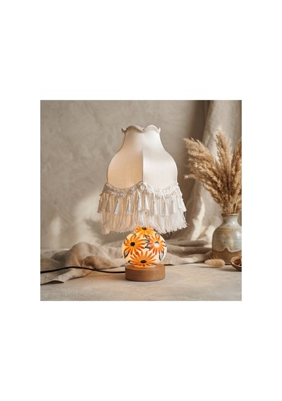 Lumina Artisan: İpek Şapkalı Ve Çiçek Desenli Porselen Abajur - 46 Cm Beyaz