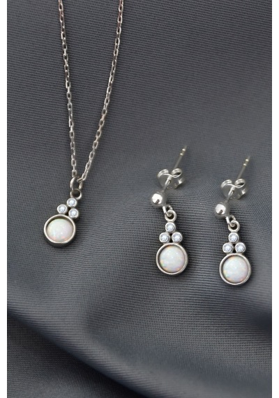 Papatya Silver 925 Ayar Gümüş Rodyum Kaplama Beyaz Opal Yuvarlak Kolye ve Çivili Küpe Set