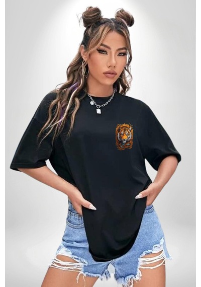 Kaplan Süs Siyah Oversize Unisex Ön Sol Yan Minimal Baskılı Tişört Koyu Siyah