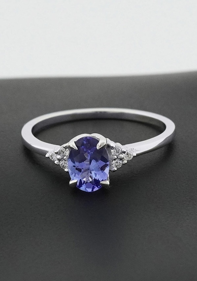 Tanzanite Oval Tektaş Yüzük